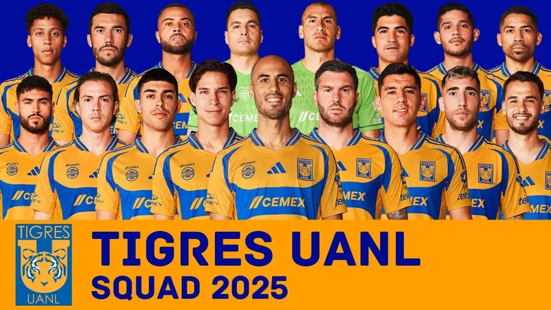 Cầu thủ của Tigres UANL đang ghi bàn trong trận đấu với Club Tijuana